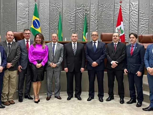 Ministra Cármen Lúcia visita TRE-RS e reforça segurança eleitoral